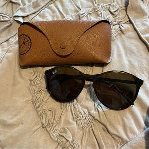 Women’s Ray Ban Sunglasses